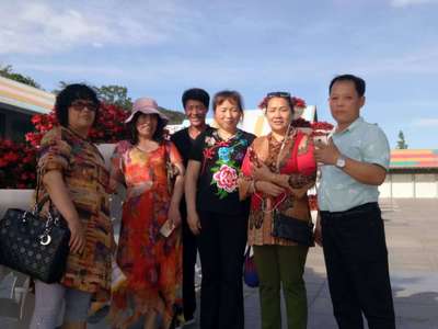 平安萬(wàn)家 隆興家政服務(wù)行業(yè) --訪大連市平安興隆家政服務(wù)公司總經(jīng)理?xiàng)類(lèi)?ài)平